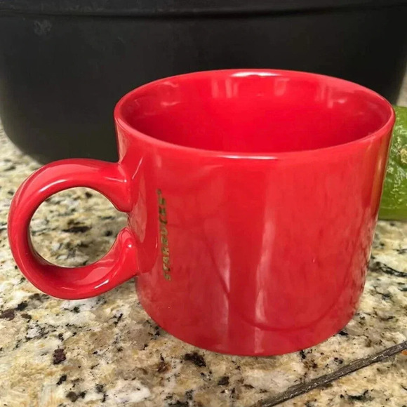 Vintage 2017 Starbucks Red Mug 12oz - Picture 4 of 4